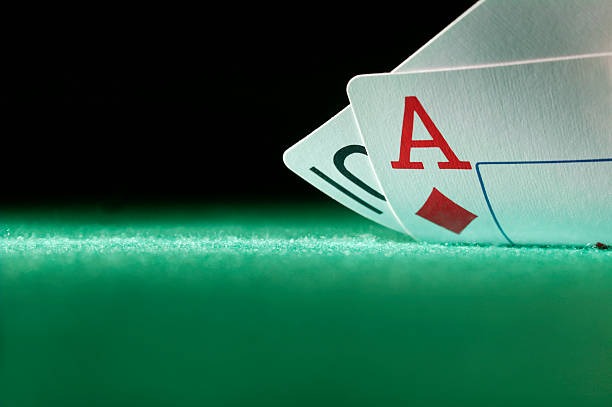 Live dealer table with hole cards and community cards Texas Hold'em Bonus live dealer table on indojawa88 mobile